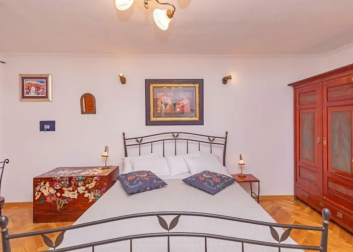 Cathedral Apartmán *