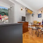 Cathedral Apartment